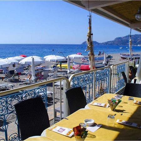 Hotiday Village Letojanni Taormina Exterior photo
