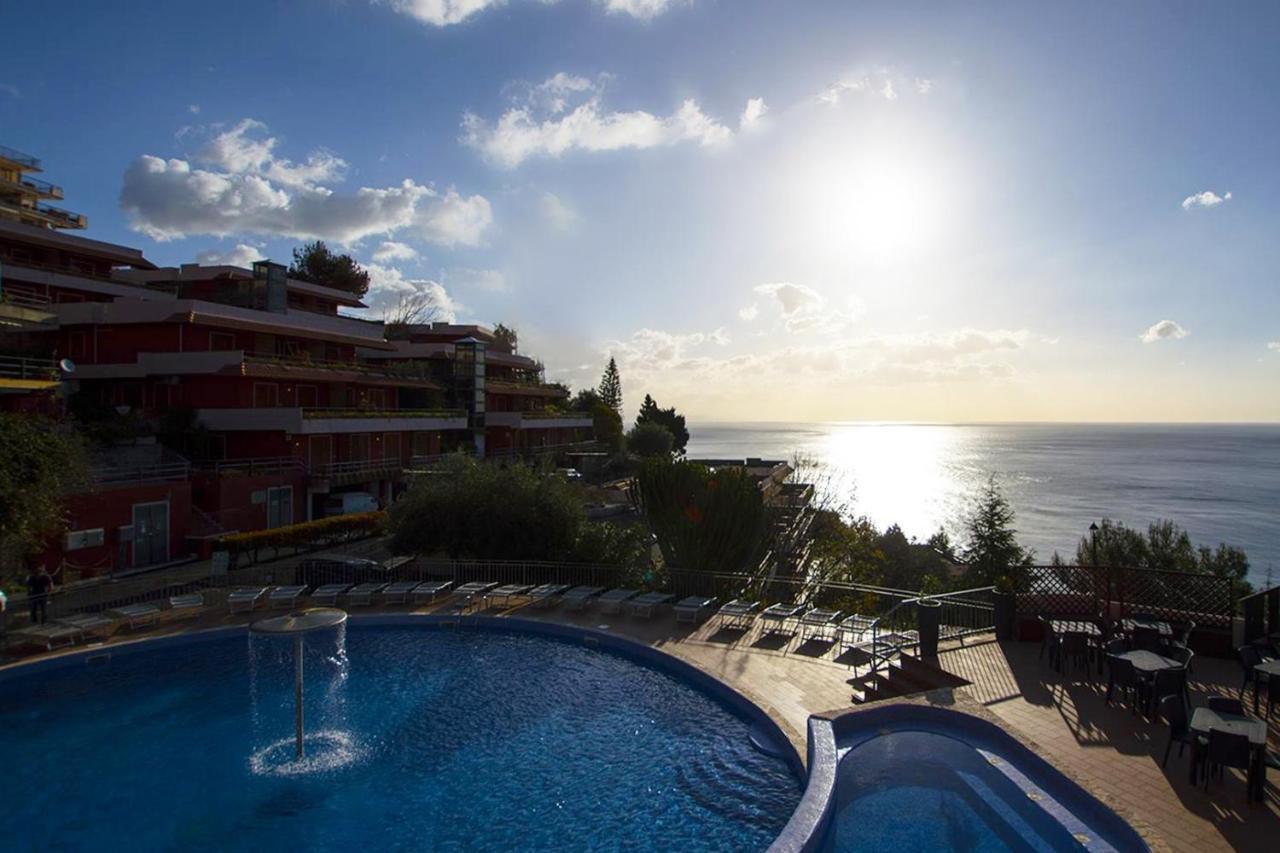 Hotiday Village Letojanni Taormina Exterior photo